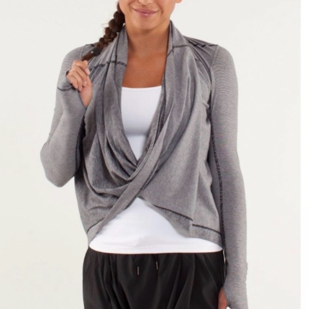 lululemon athletica Gray Crop Top